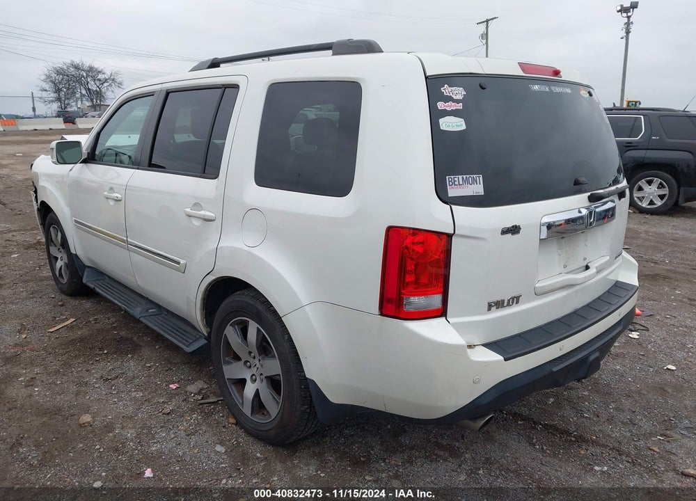 2012 HONDA PILOT TOURING VIN: 5FNYF3H94CB028301