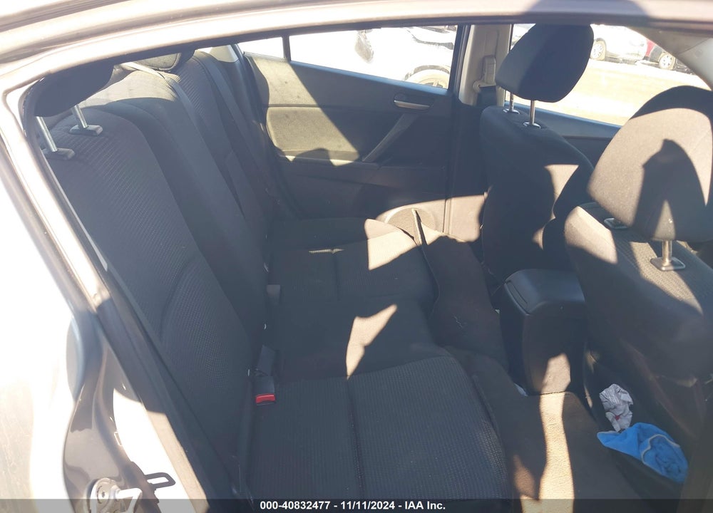 2013 MAZDA MAZDA3 VIN: JM1BL1U87D1703441