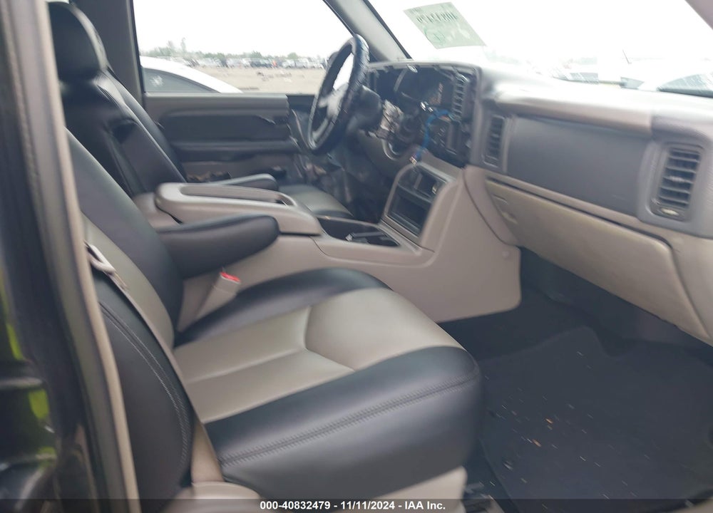 2003 CHEVROLET TAHOE LS VIN: 1GNEC13Z73R231031