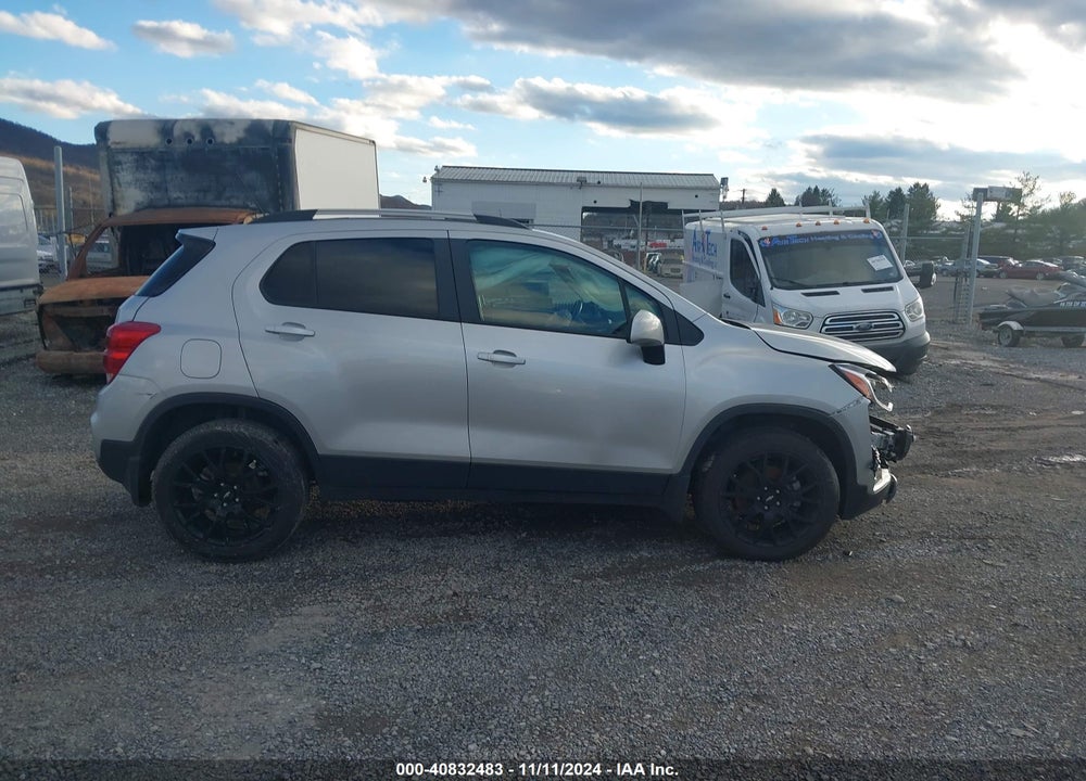 2022 CHEVROLET TRAX AWD LT VIN: KL7CJPSM4NB542424