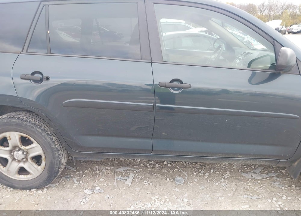 2011 TOYOTA RAV4 VIN: 2T3BF4DV0BW082444
