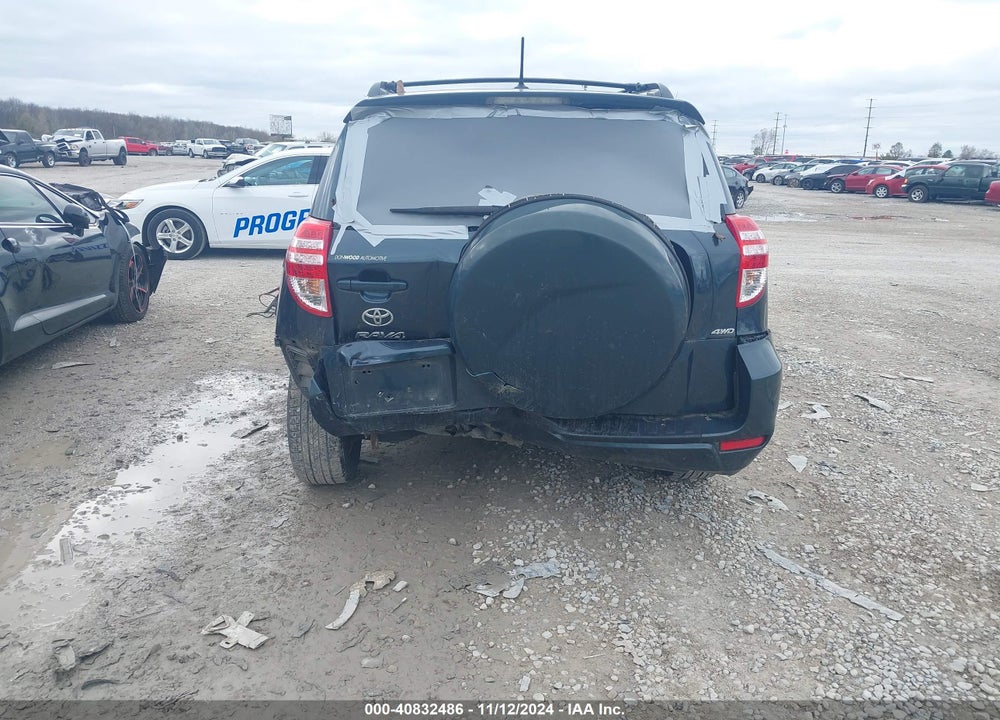 2011 TOYOTA RAV4 VIN: 2T3BF4DV0BW082444