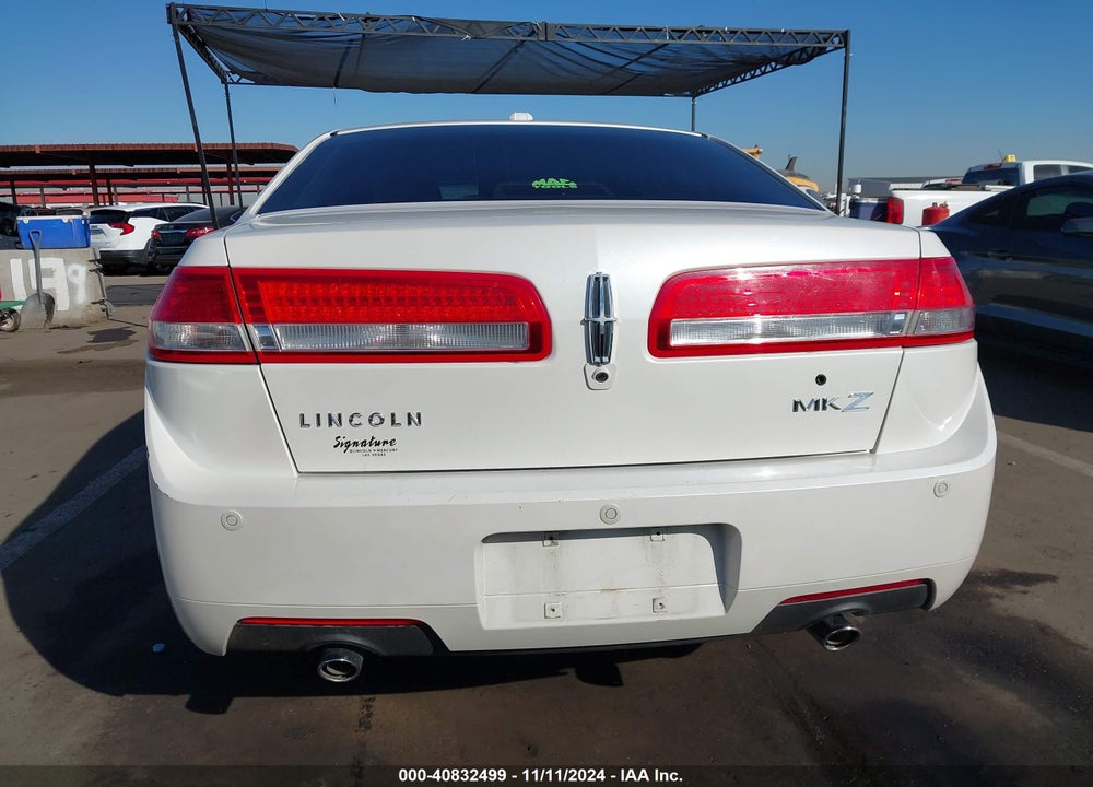 2010 LINCOLN MKZ VIN: 3LNHL2GC9AR627315