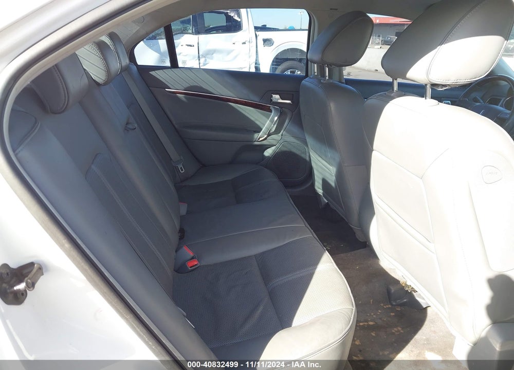 2010 LINCOLN MKZ VIN: 3LNHL2GC9AR627315