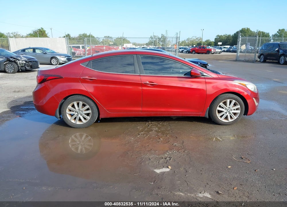 2015 HYUNDAI ELANTRA SE VIN: 5NPDH4AE4FH571823