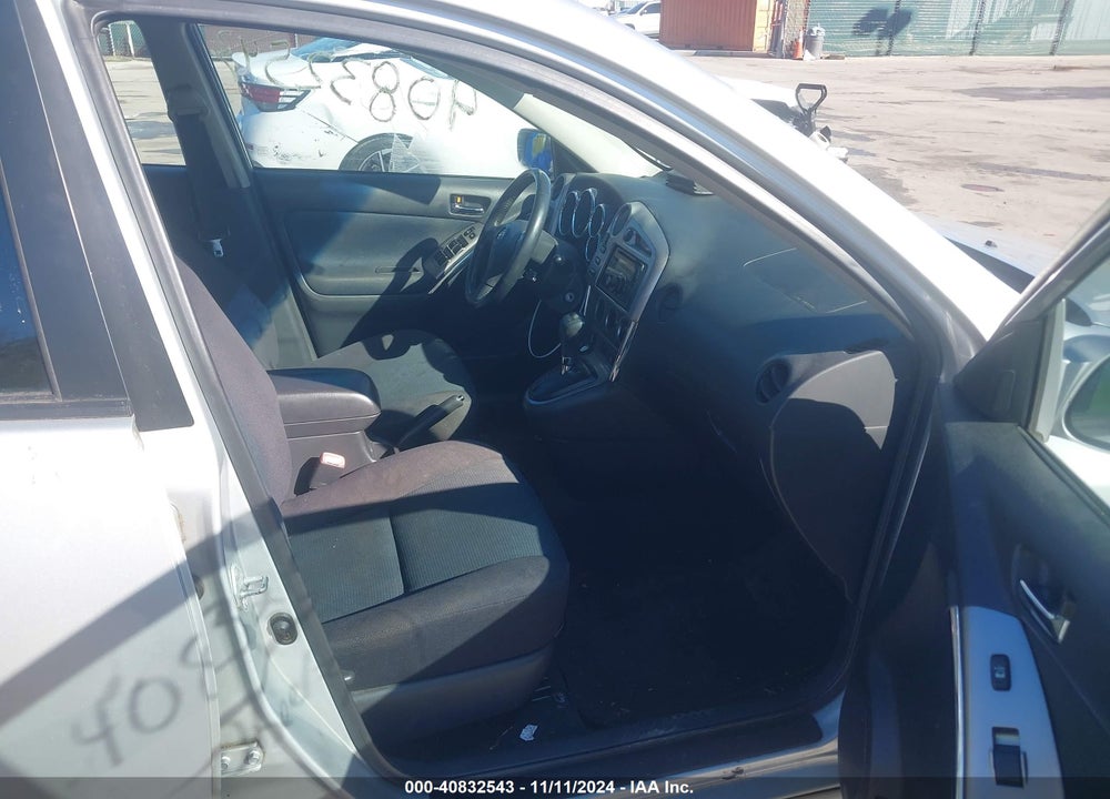 2006 TOYOTA MATRIX/XR VIN: 2T1KR32E46C613181