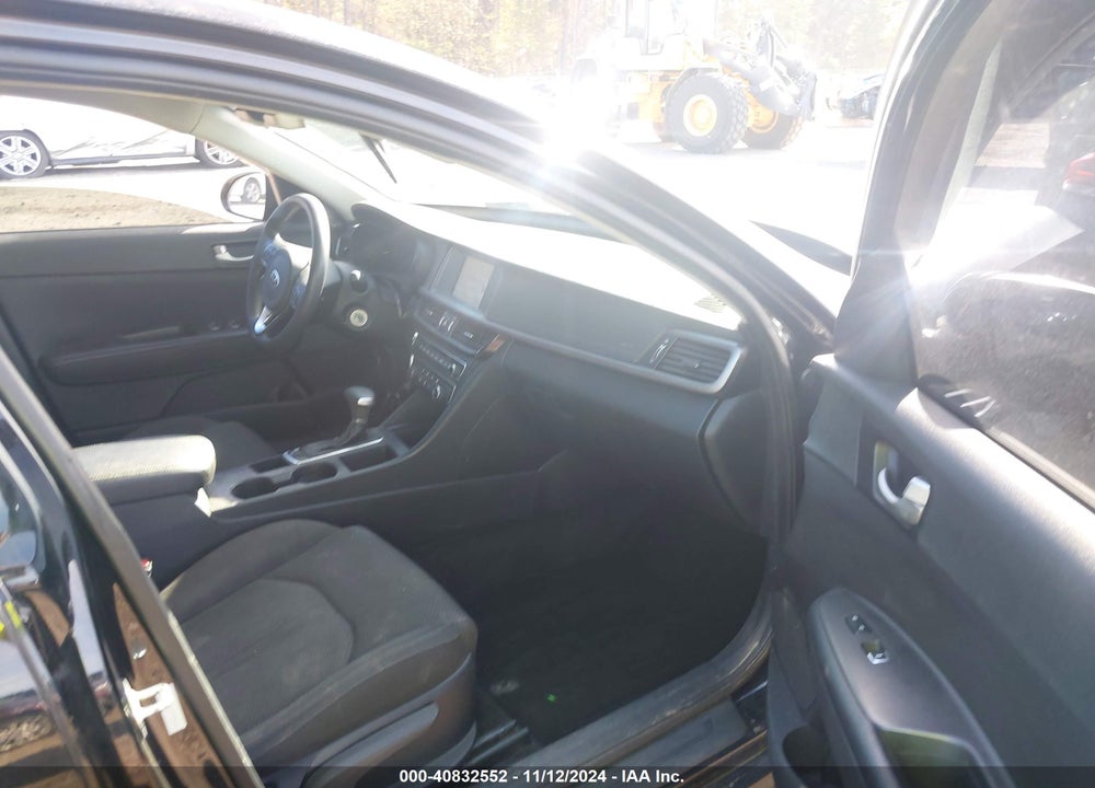 2018 KIA OPTIMA VIN: 5XXGT4L34JG219143
