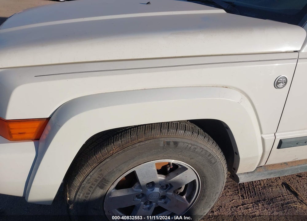 2008 JEEP COMMANDER SPORT VIN: 1J8HG48N28C239882