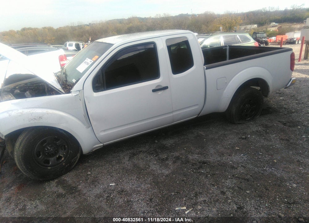 2007 NISSAN FRONTIER XE VIN: 1N6BD06T27C427412