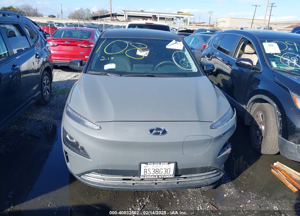 2022 HYUNDAI KONA ELECTRIC SEL VIN: KM8K23AG8NU141104