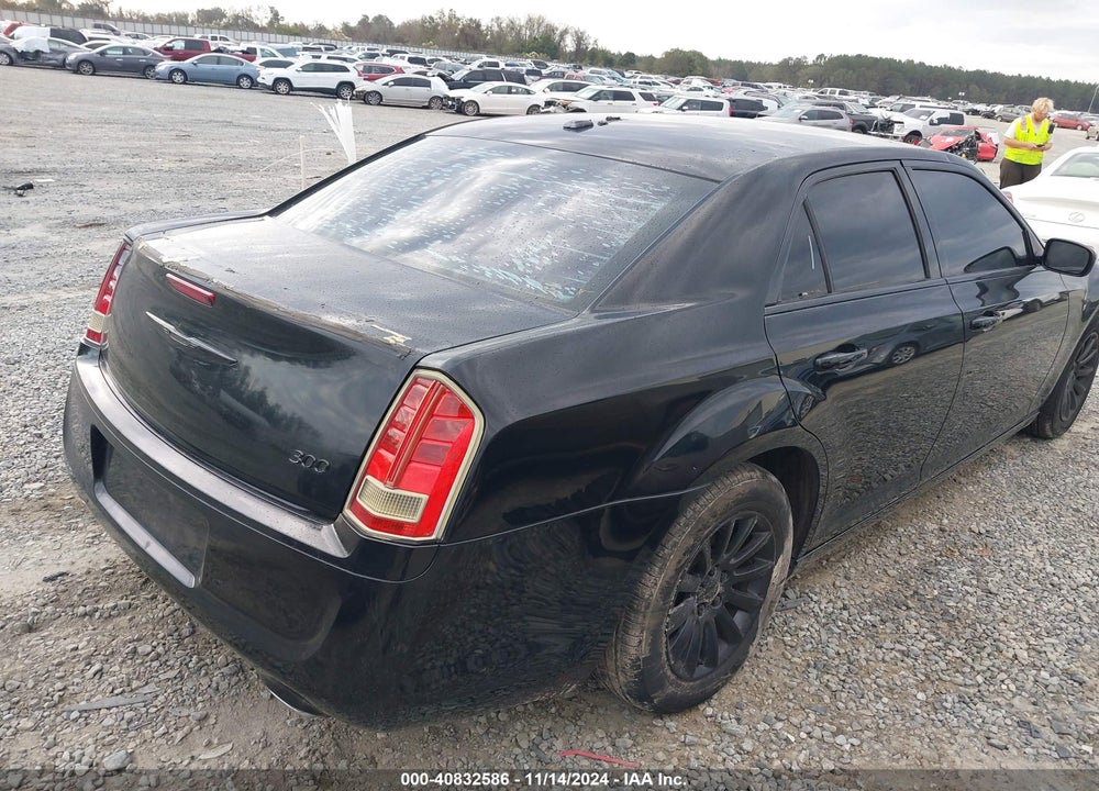 2014 CHRYSLER 300 VIN: 2C3CCAAG3EH156689