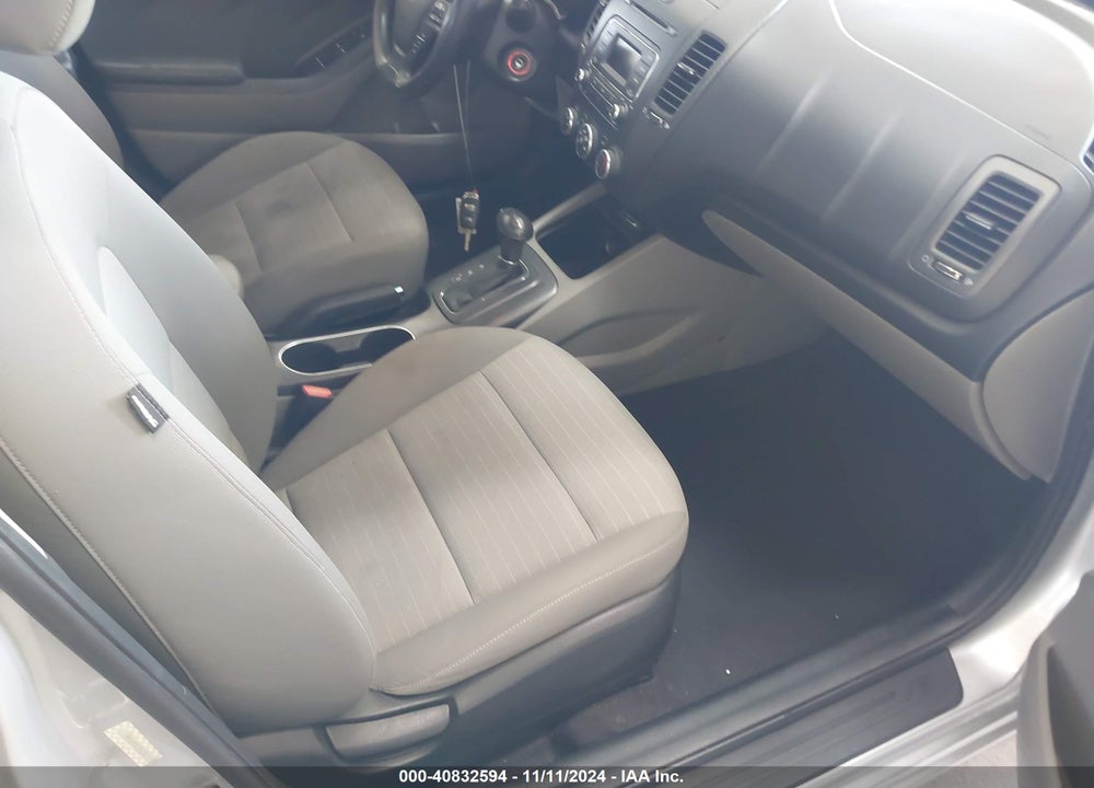 2015 KIA FORTE EX VIN: KNAFX4A89F5266532