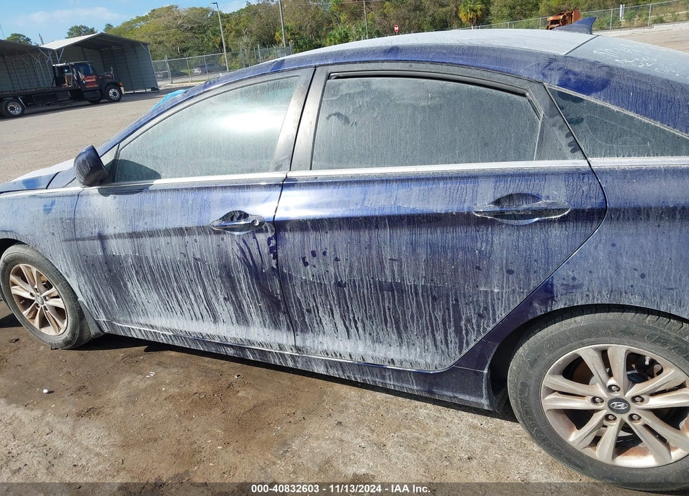 2013 HYUNDAI SONATA GLS VIN: 5NPEB4AC7DH529616