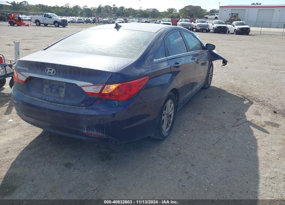 2013 HYUNDAI SONATA GLS VIN: 5NPEB4AC7DH529616