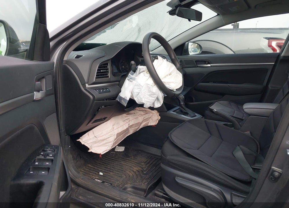 2020 HYUNDAI ELANTRA SEL VIN: 5NPD84LF1LH525190