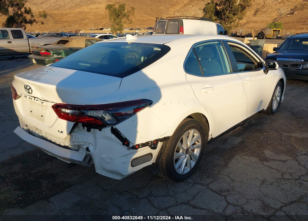 2021 TOYOTA CAMRY LE VIN: 4T1C11AKXMU453066