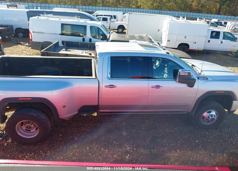 2022 GMC SIERRA 3500HD 4WD  LONG BED DENALI VIN: 1GT49WEY6NF257600