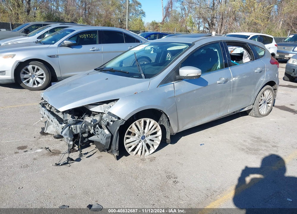 2018 FORD FOCUS TITANIUM VIN: 1FADP3N24JL275210