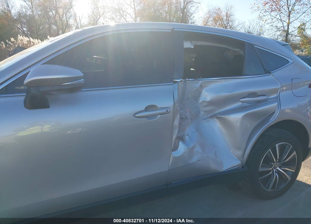 2022 TOYOTA VENZA LE VIN: JTEAAAAH2NJ098067