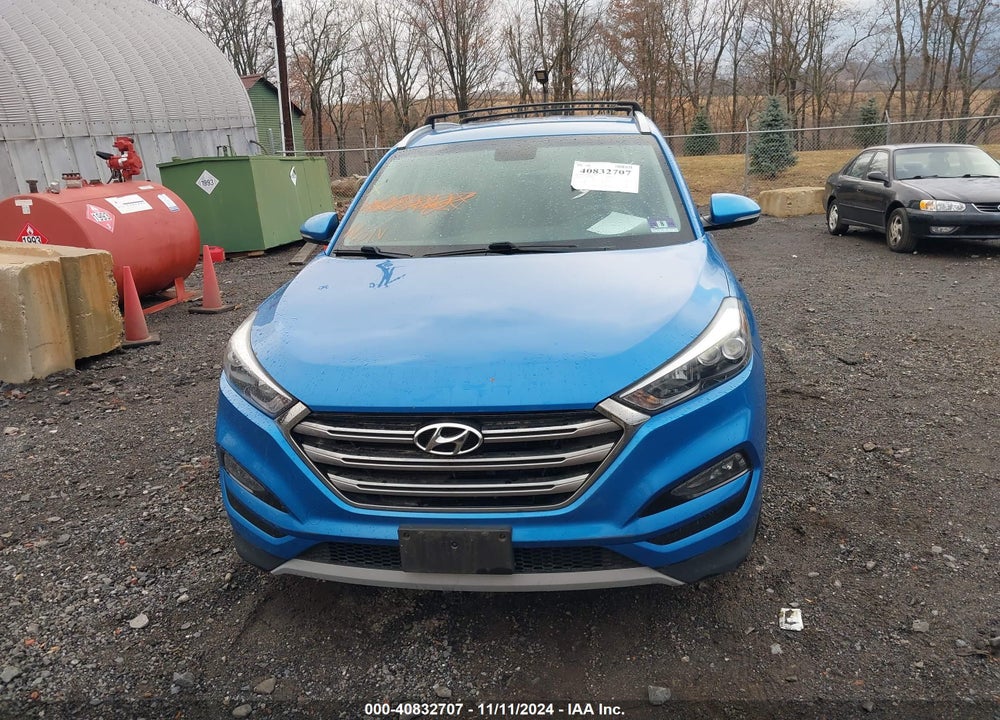 2017 HYUNDAI TUCSON LIMITED VIN: KM8J3CA28HU431909
