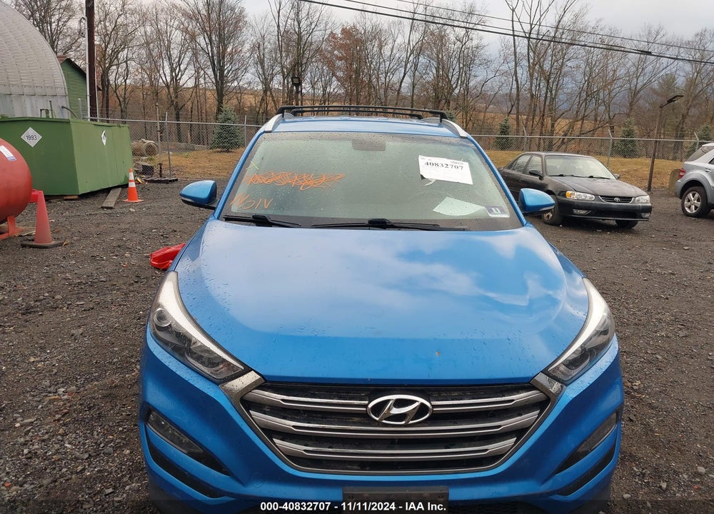 2017 HYUNDAI TUCSON LIMITED VIN: KM8J3CA28HU431909
