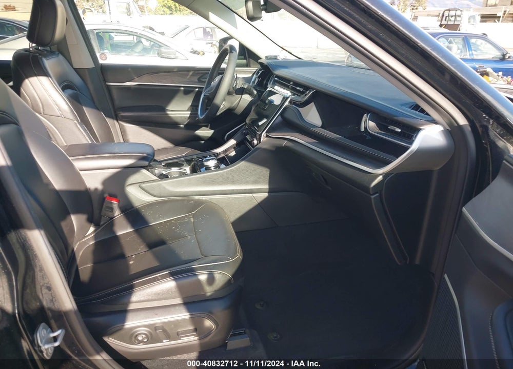 2023 JEEP GRAND CHEROKEE 4XE VIN: 1C4RJYB60PC623874
