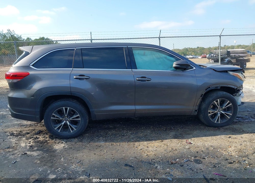 2017 TOYOTA HIGHLANDER LE VIN: 5TDZZRFH2HS203026