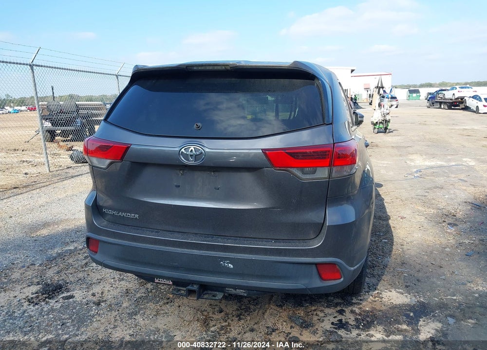 2017 TOYOTA HIGHLANDER LE VIN: 5TDZZRFH2HS203026