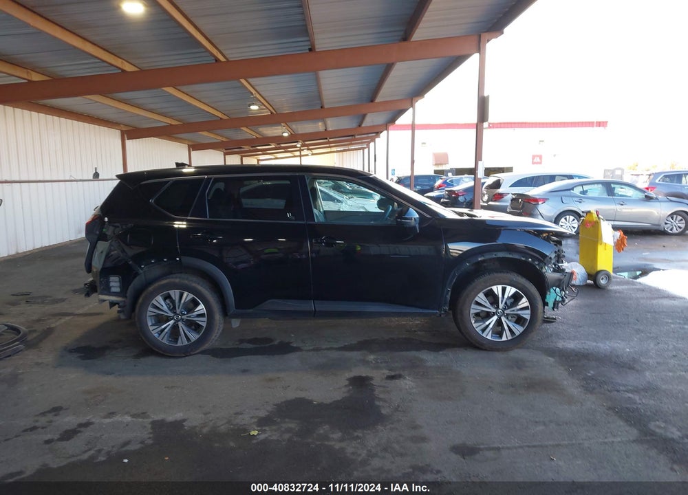 2021 NISSAN ROGUE SV FWD VIN: JN8AT3BA1MW001622