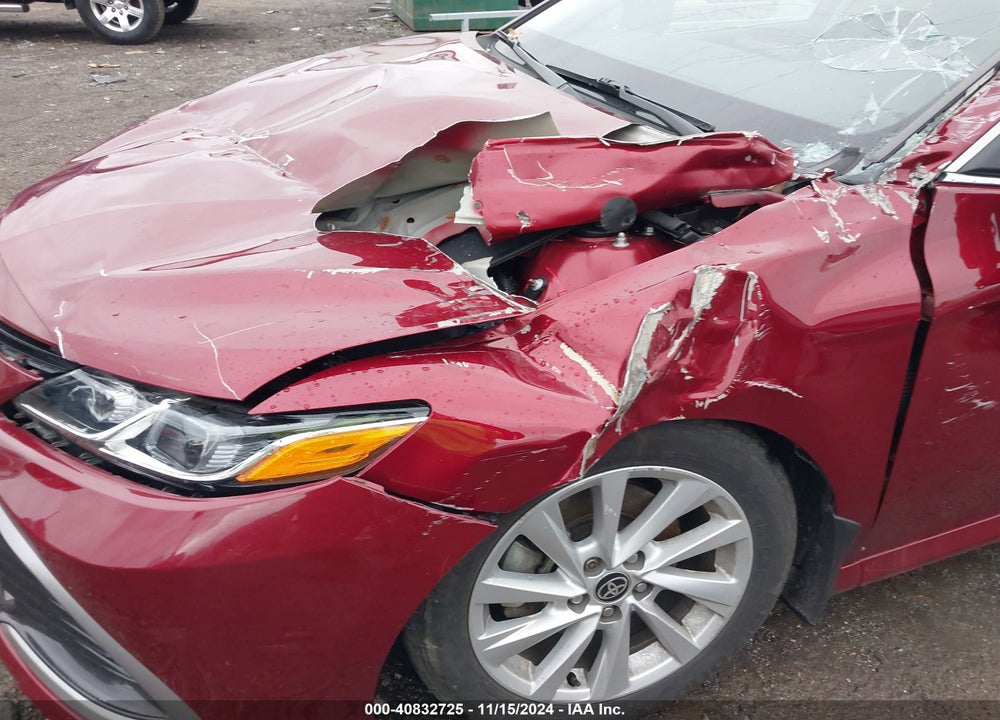 2021 TOYOTA CAMRY LE VIN: 4T1C11AK2MU422183