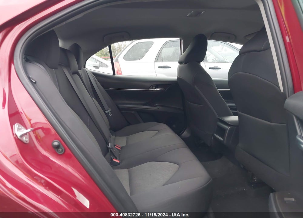 2021 TOYOTA CAMRY LE VIN: 4T1C11AK2MU422183