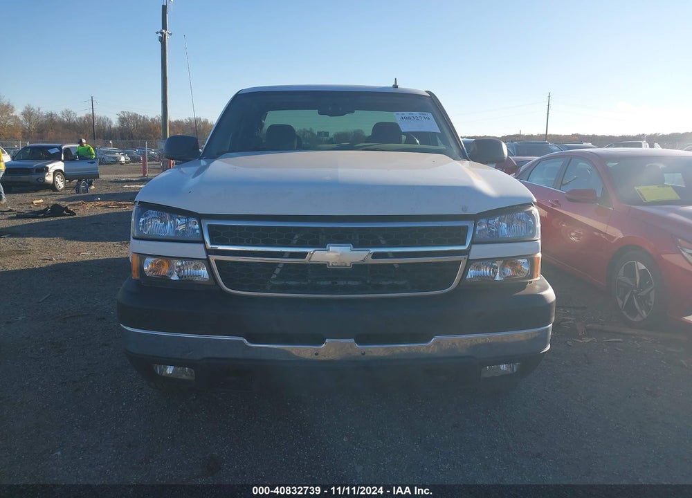 2007 CHEVROLET SILVERADO 2500HD CLASSIC LT1 VIN: 1GCHK29U67E187949