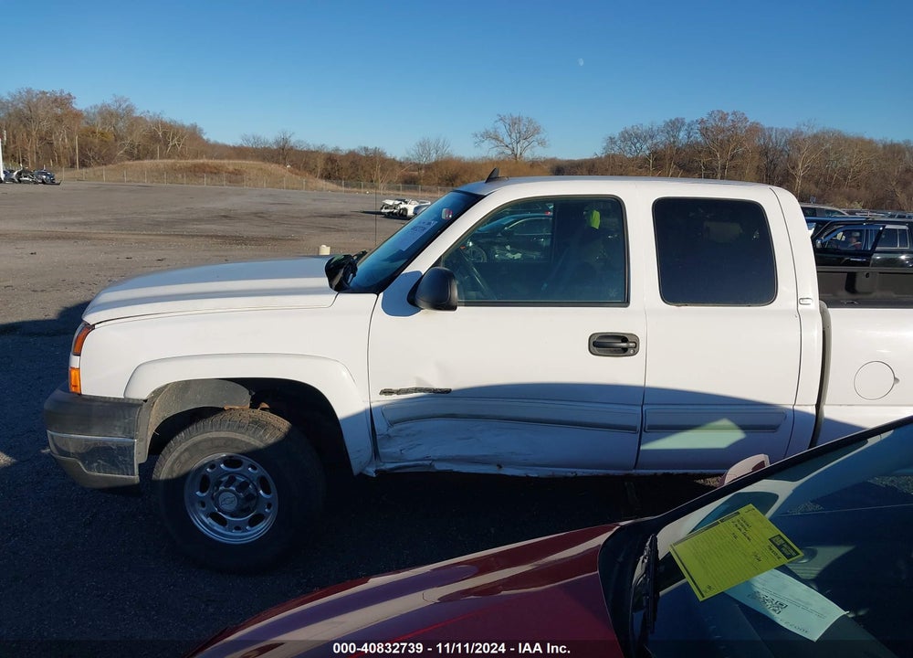 2007 CHEVROLET SILVERADO 2500HD CLASSIC LT1 VIN: 1GCHK29U67E187949