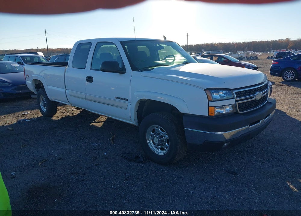 2007 CHEVROLET SILVERADO 2500HD CLASSIC LT1 VIN: 1GCHK29U67E187949