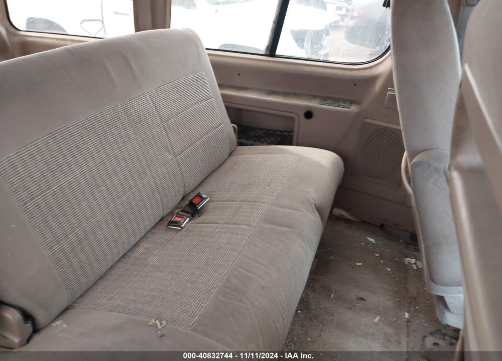 1997 FORD AEROSTAR XLT VIN: 1FMDA11U0VZA31091