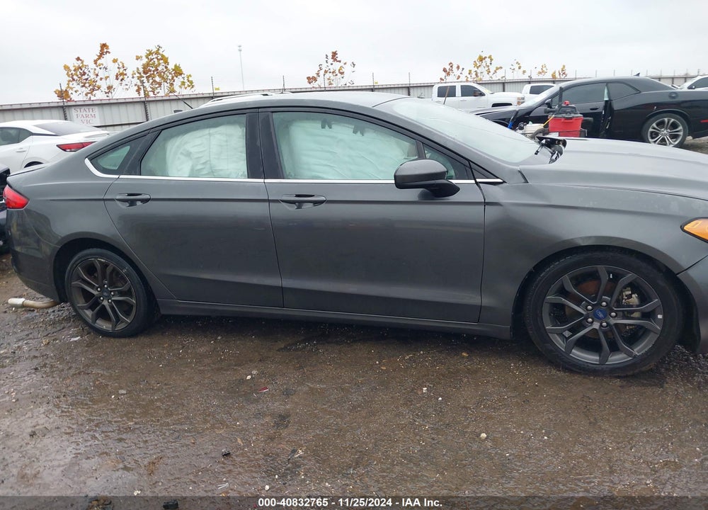 2018 FORD FUSION S VIN: 3FA6P0G7XJR238230