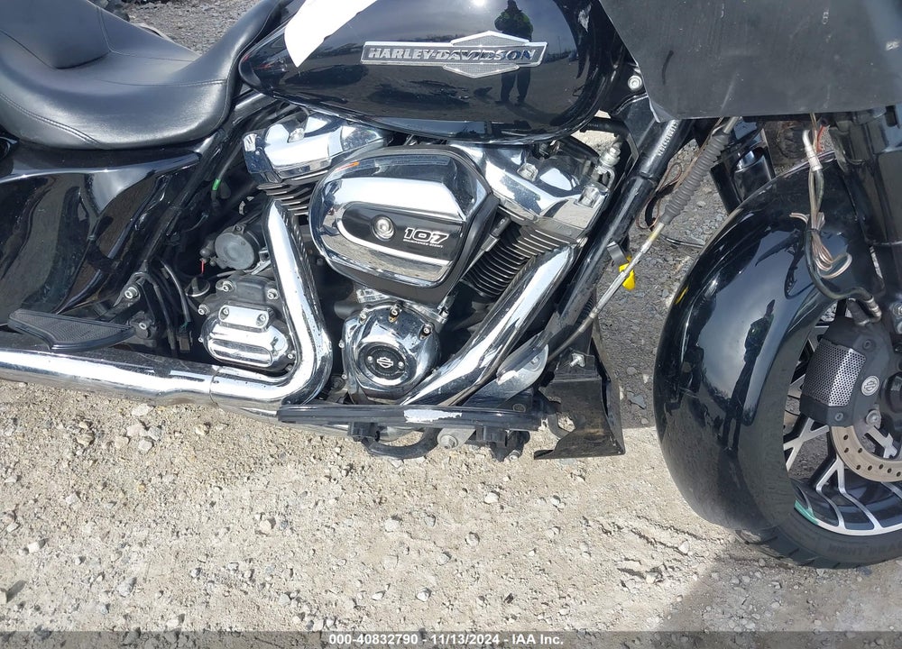 2021 HARLEY-DAVIDSON FLTRX VIN: 1HD1KHC16MB625707