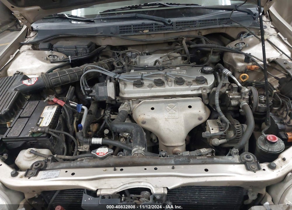 2000 HONDA ACCORD 2.3 SE VIN: JHMCG567XYC034126