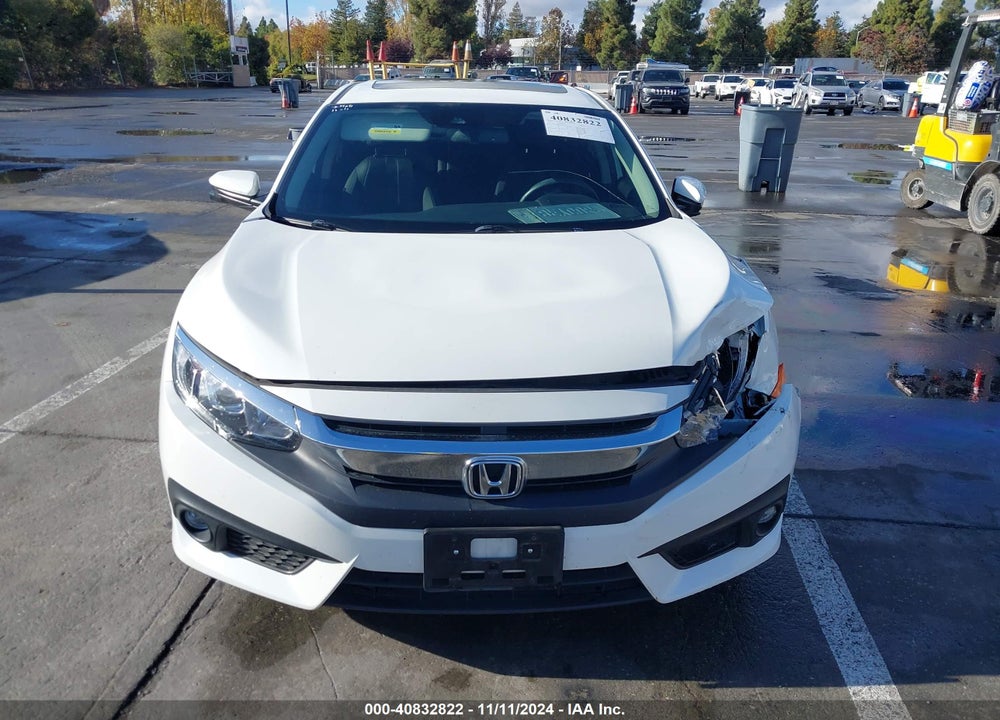 2018 HONDA CIVIC EX-L VIN: JHMFC1F82JX028734