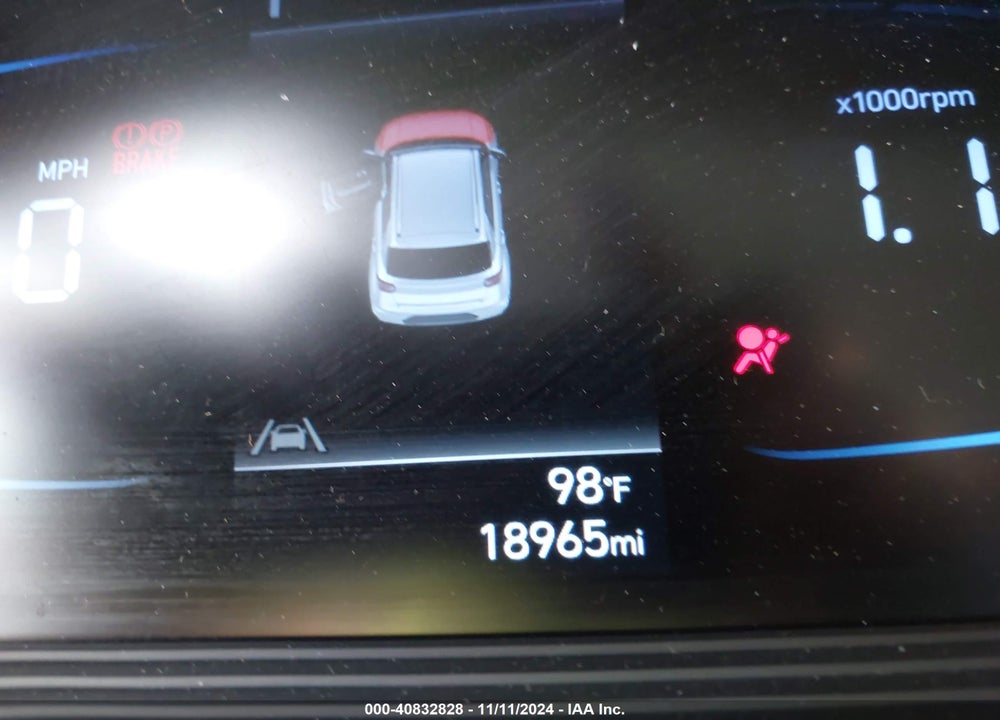 2023 HYUNDAI VENUE SEL VIN: KMHRC8A38PU241924