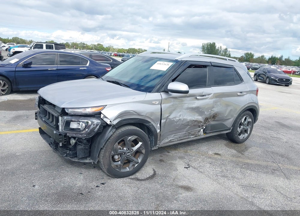 2023 HYUNDAI VENUE SEL VIN: KMHRC8A38PU241924