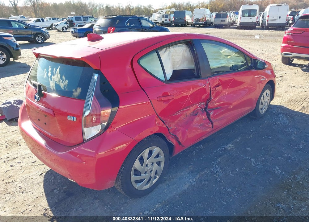 2015 TOYOTA PRIUS C TWO VIN: JTDKDTB32F1585351