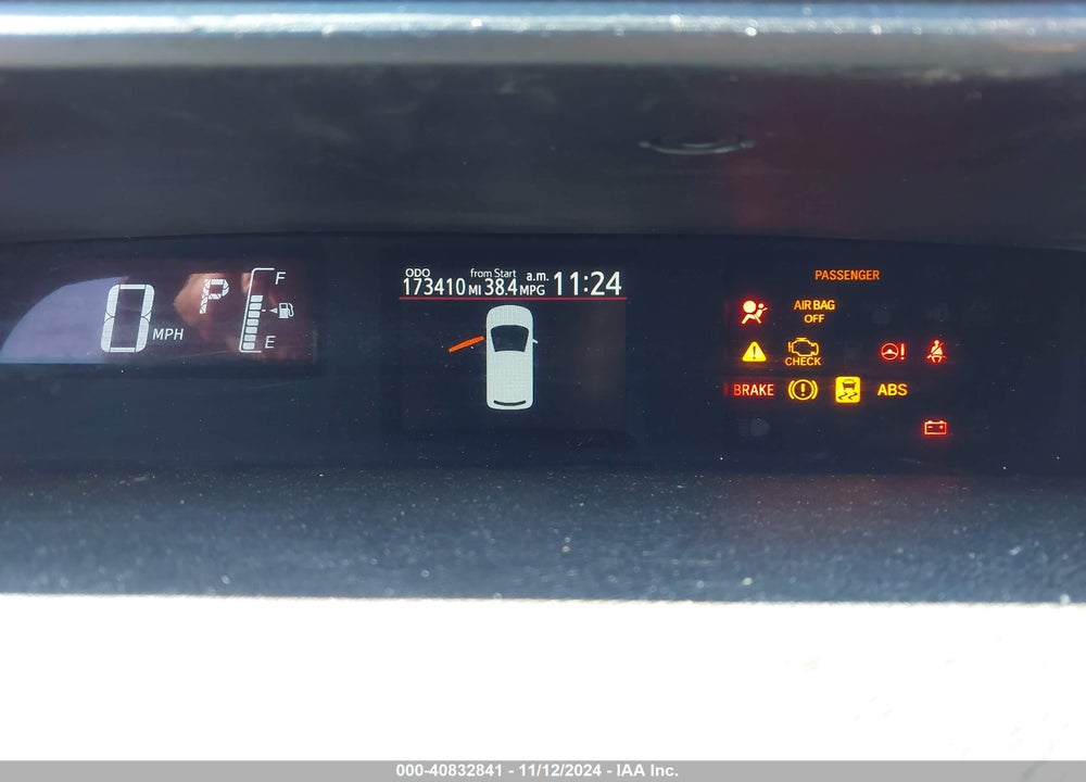 2015 TOYOTA PRIUS C TWO VIN: JTDKDTB32F1585351