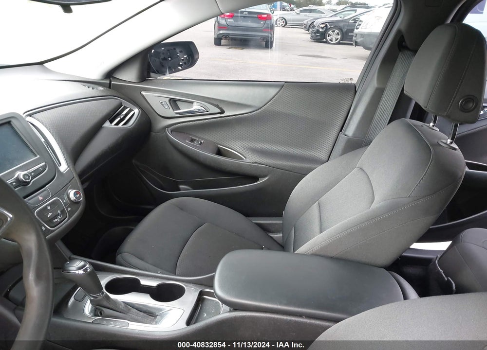 2017 CHEVROLET MALIBU VIN: 1G1ZC5ST4HF103121