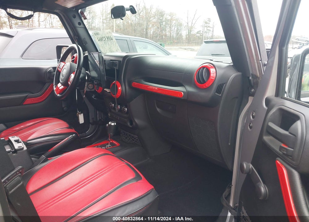 2015 JEEP WRANGLER UNLIMITED SPORT VIN: 1C4BJWDG7FL509798