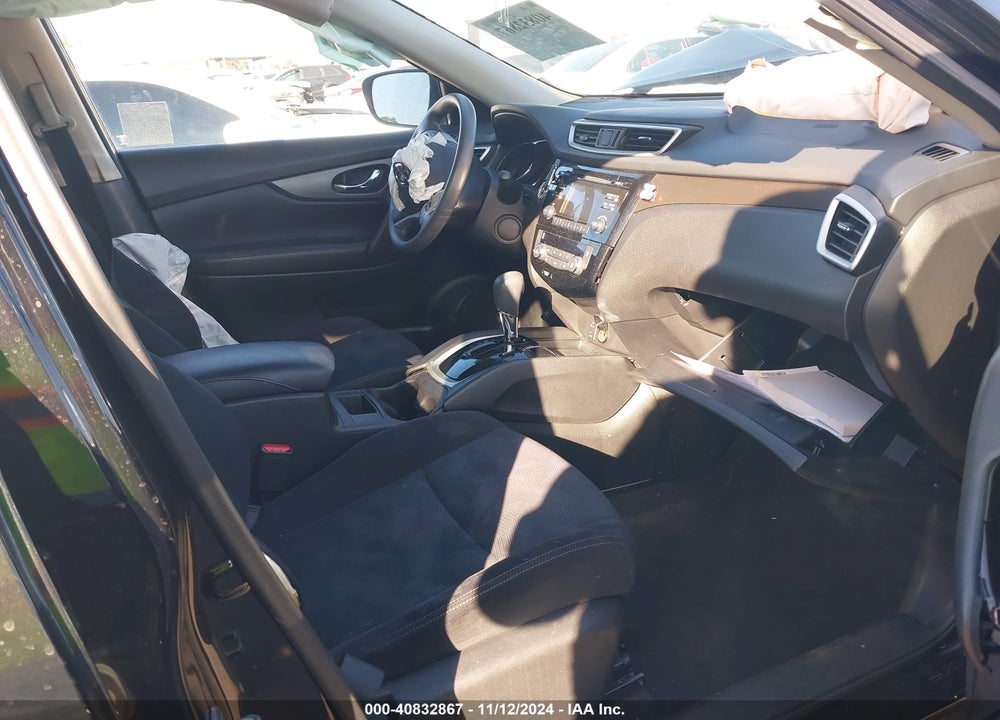 2016 NISSAN ROGUE SV VIN: JN8AT2MT2GW028213