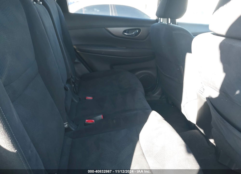 2016 NISSAN ROGUE SV VIN: JN8AT2MT2GW028213