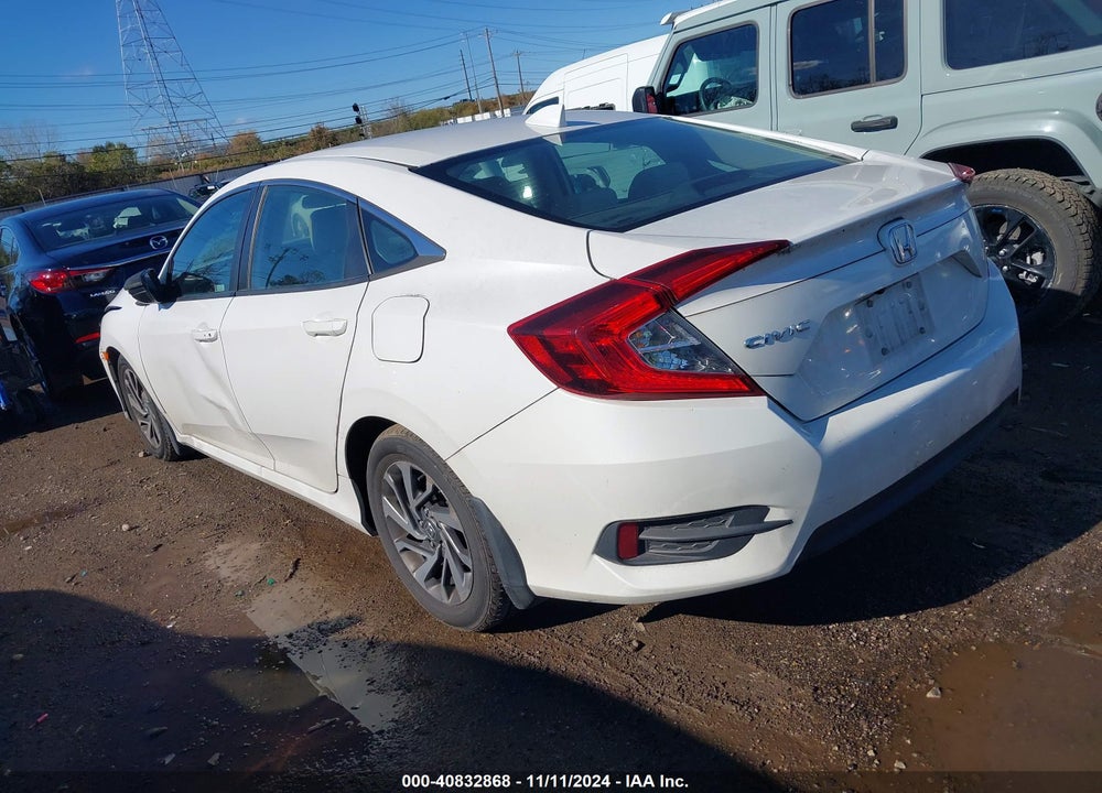 2018 HONDA CIVIC EX VIN: 19XFC2F7XJE041360
