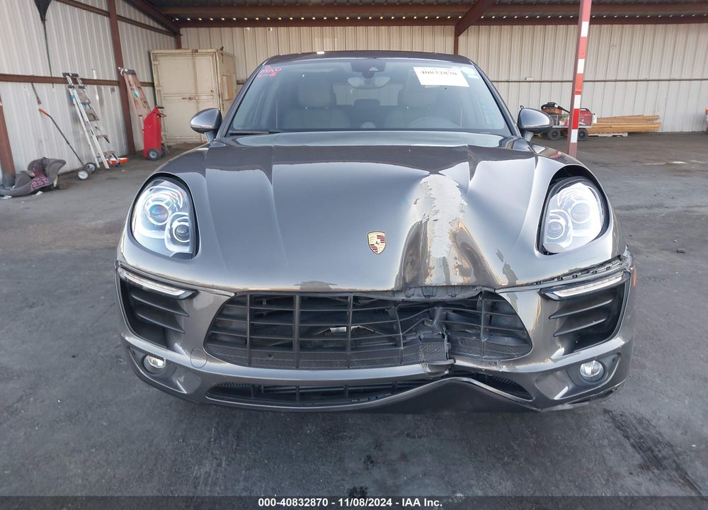2018 PORSCHE MACAN VIN: WP1AA2A58JLB23020