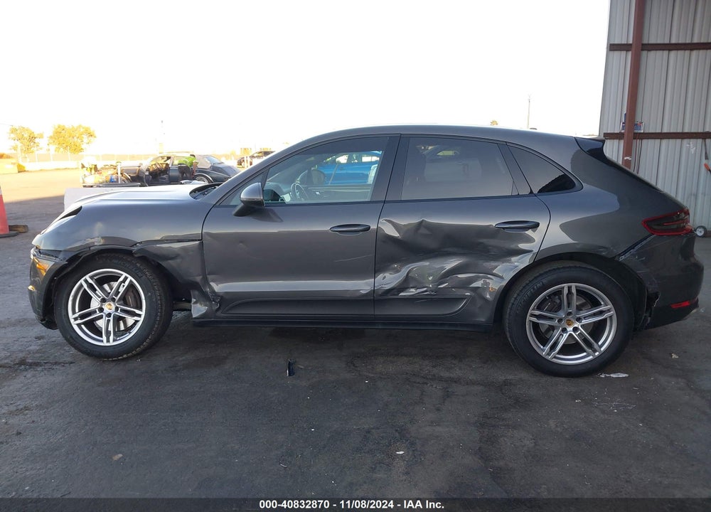2018 PORSCHE MACAN VIN: WP1AA2A58JLB23020